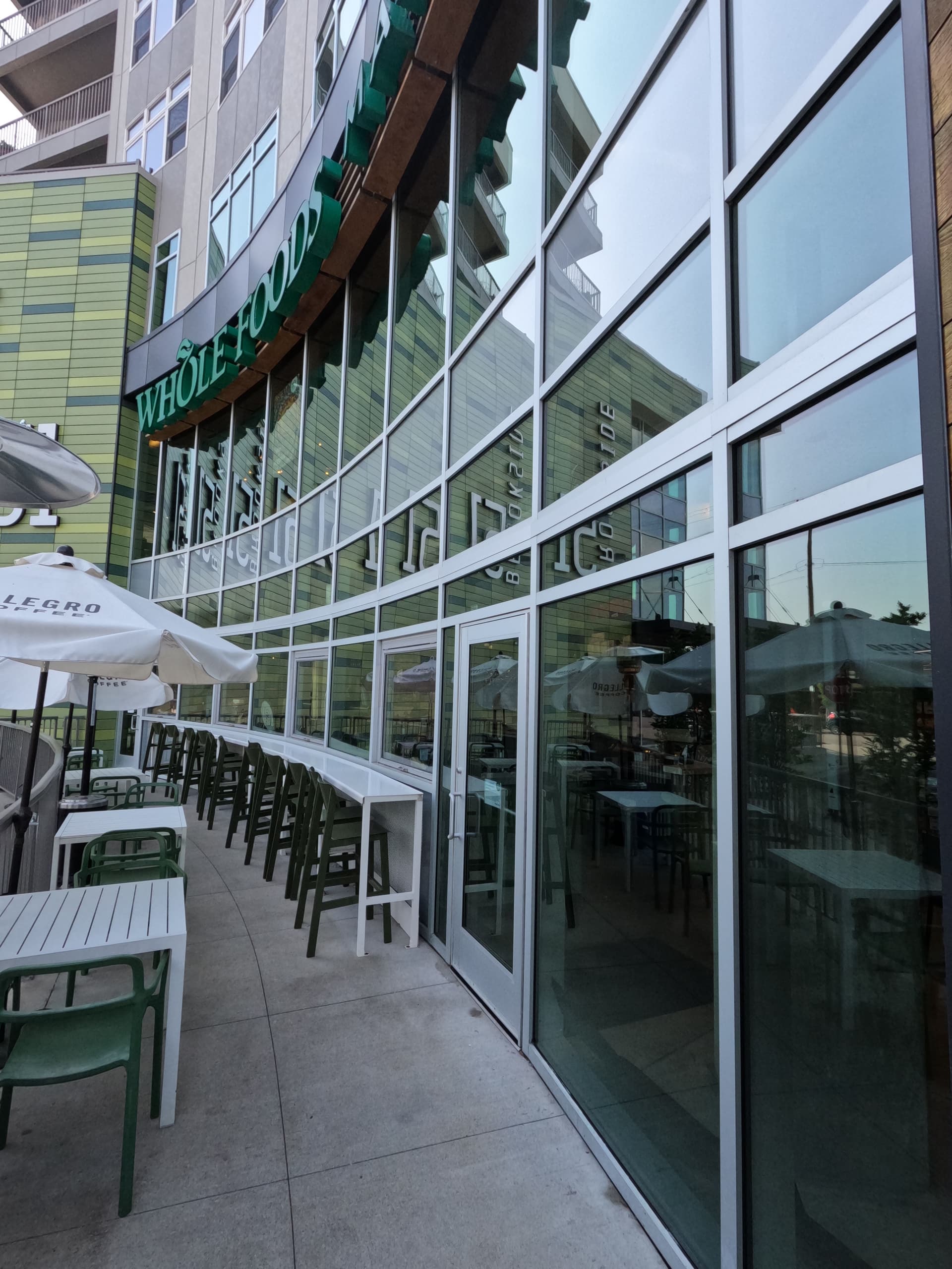 Blog post The Complete Guide to Commercial Window Cleaning in Overland Park & Olathe, KS image